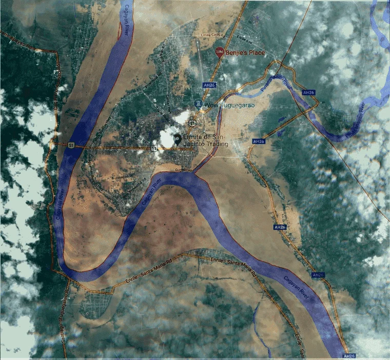 A comparison GIF of flooding in Tuguegarao from satellite images.