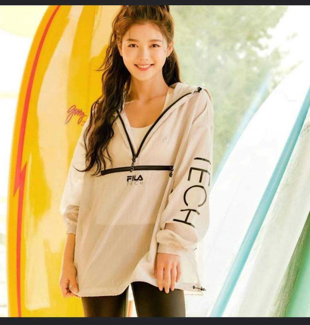 kim.yoo_jung___-20201204-0058.webp