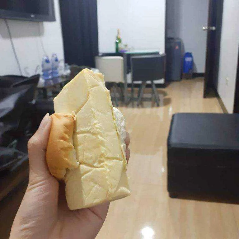 Cheesebread.webp