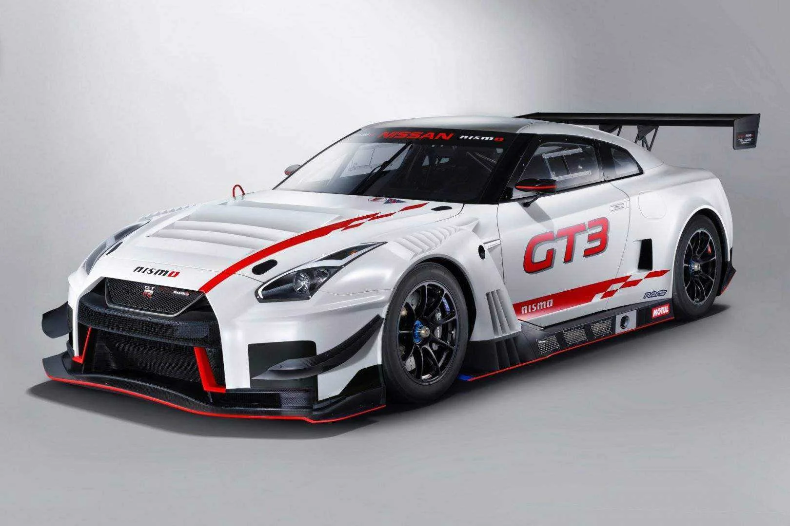 nissan_gtr_nismo_gt3_2018_1-1920x1280.webp