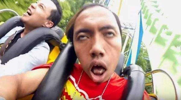 funny-roller-coaster-reactions-scared-hilarious-6.webp