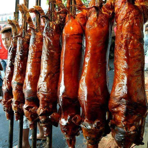 thepinoywarrior+lechon+2.webp