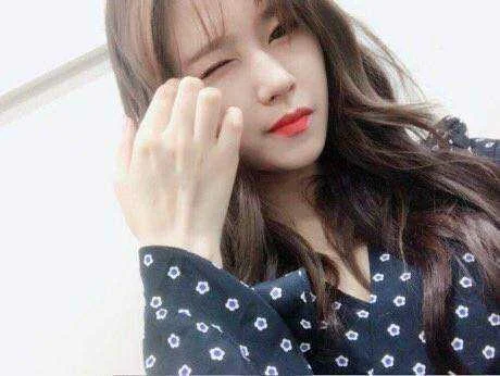 sana-twice-minatozaki-sana-Favim.com-7248088.webp