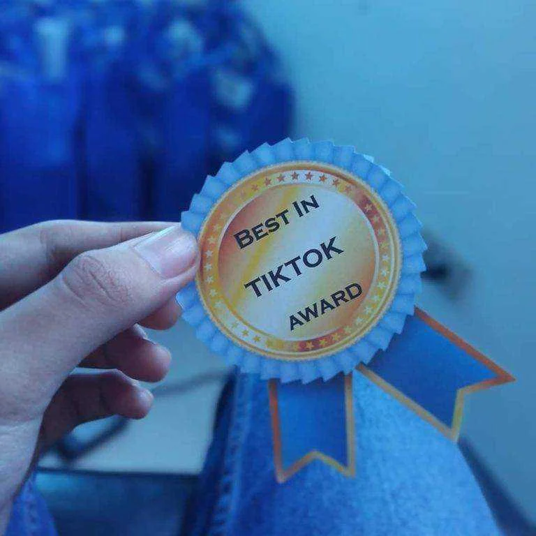 Award ko sa school.webp