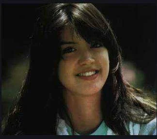Phoebe Cates.webp