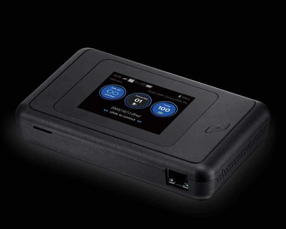 nr2101_03_qualcomm-x55_bg.webp