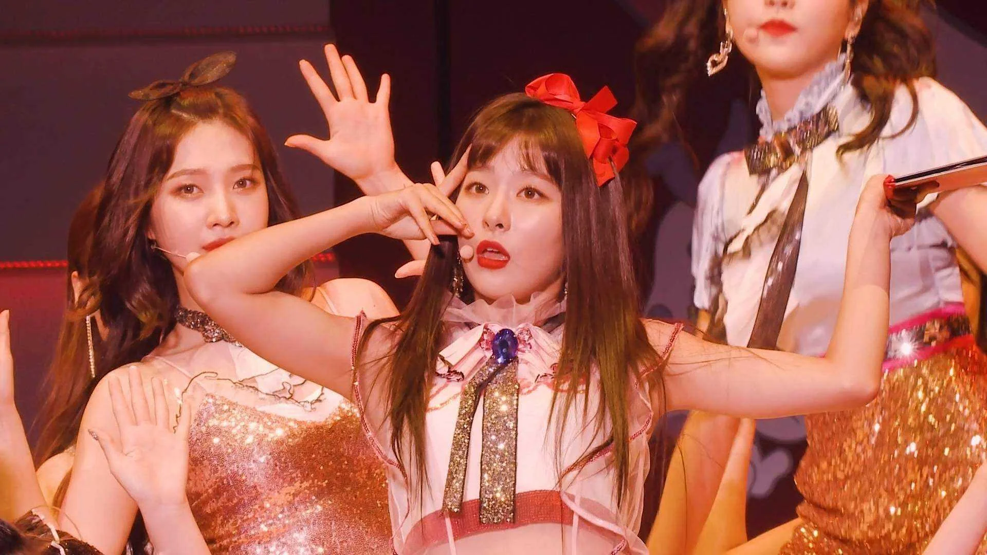 [DVD] Red Velvet - First Concert "Red Room" JAPAN [MKV 1080p]