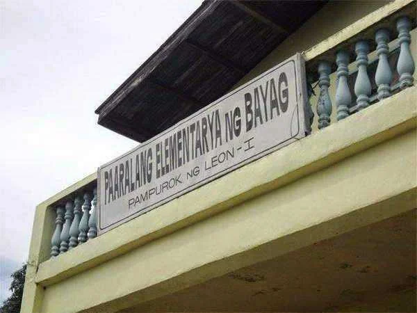 Sinong graduate dito wag ng mahiya na magtaas ng kamay.webp