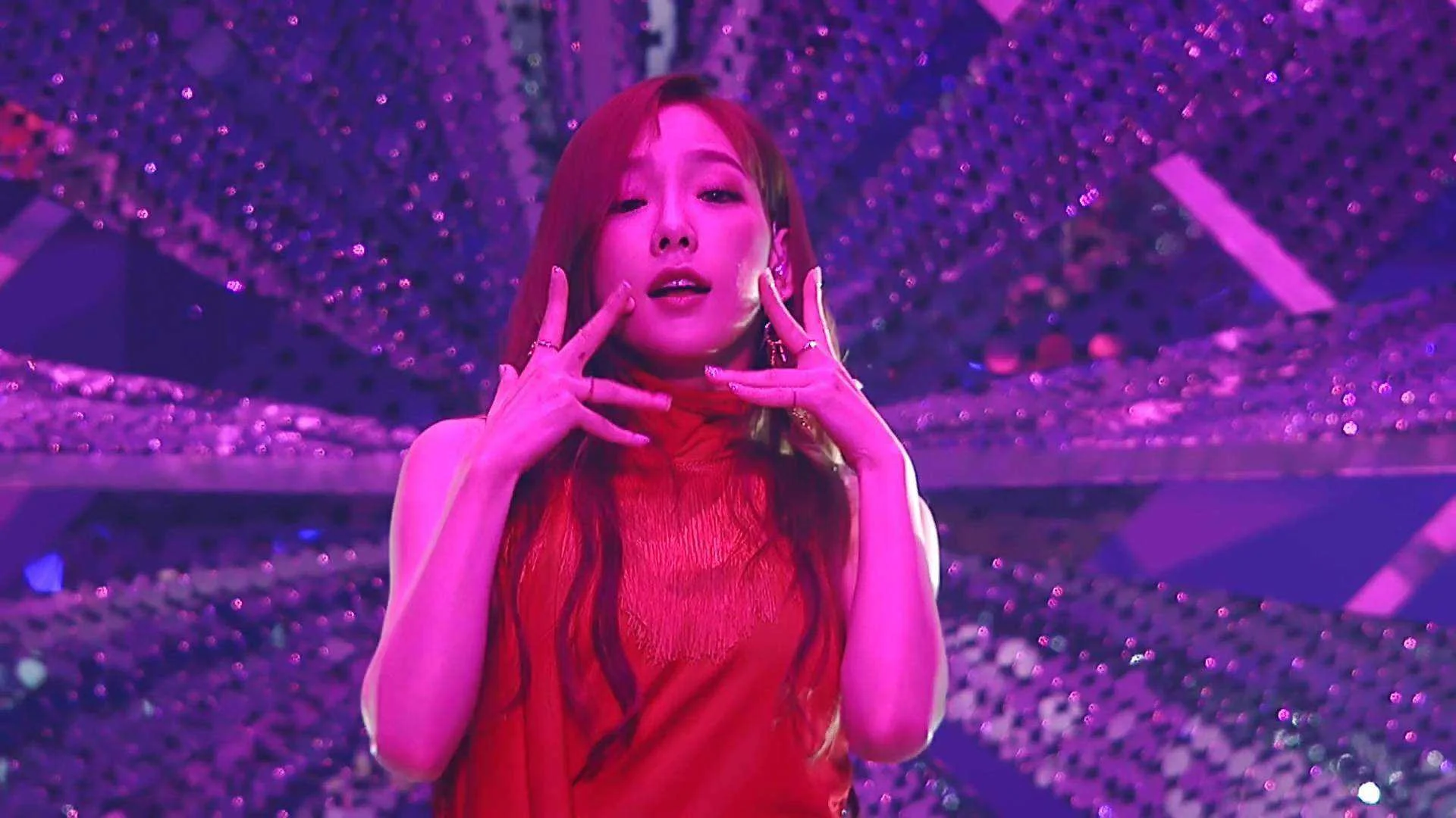 Taeyeon - 's... Concert.mkv_20210511_110456.156.webp