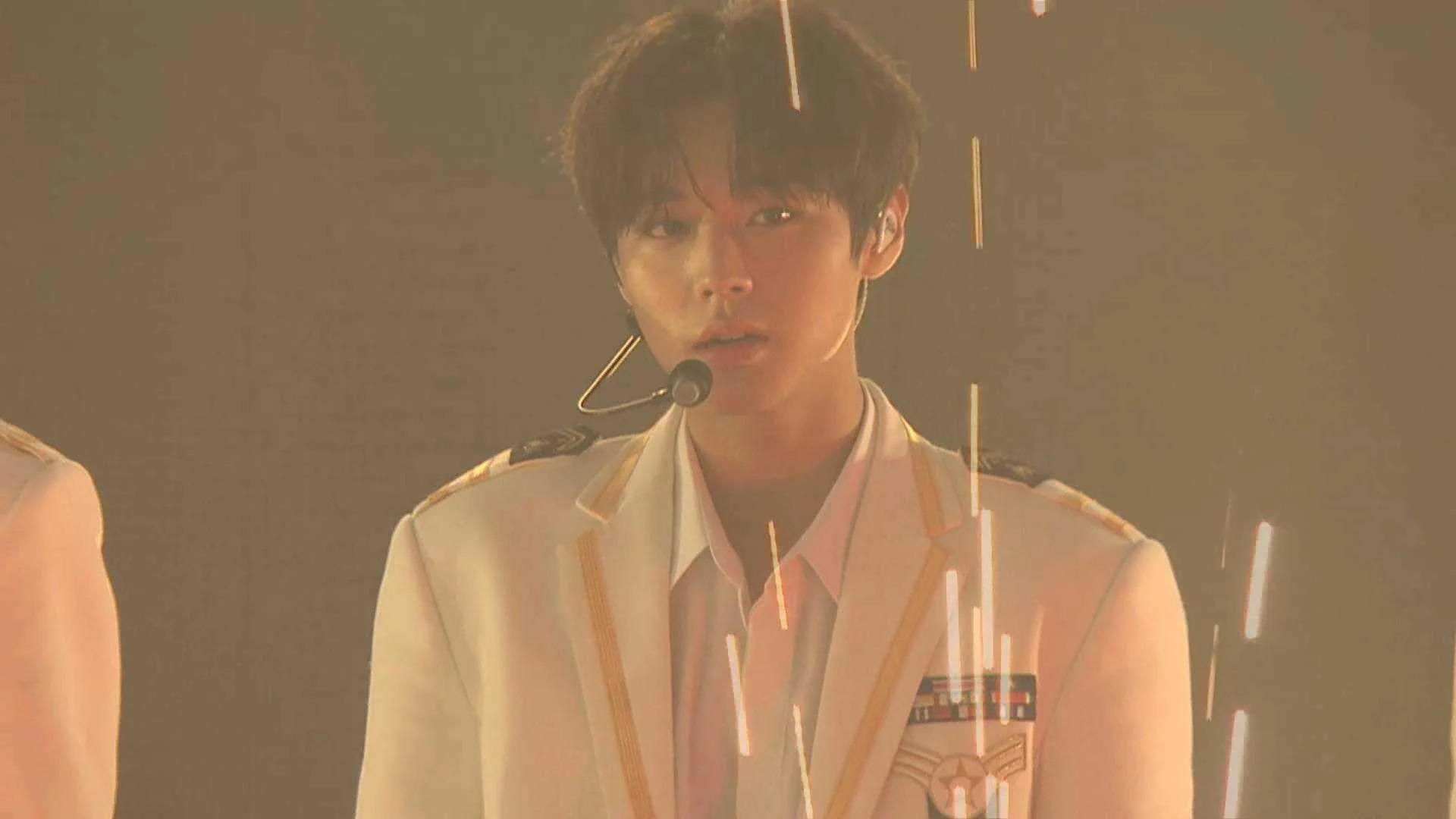 WANNA ONE WORLD TOUR.mkv_20210514_165925.444.webp