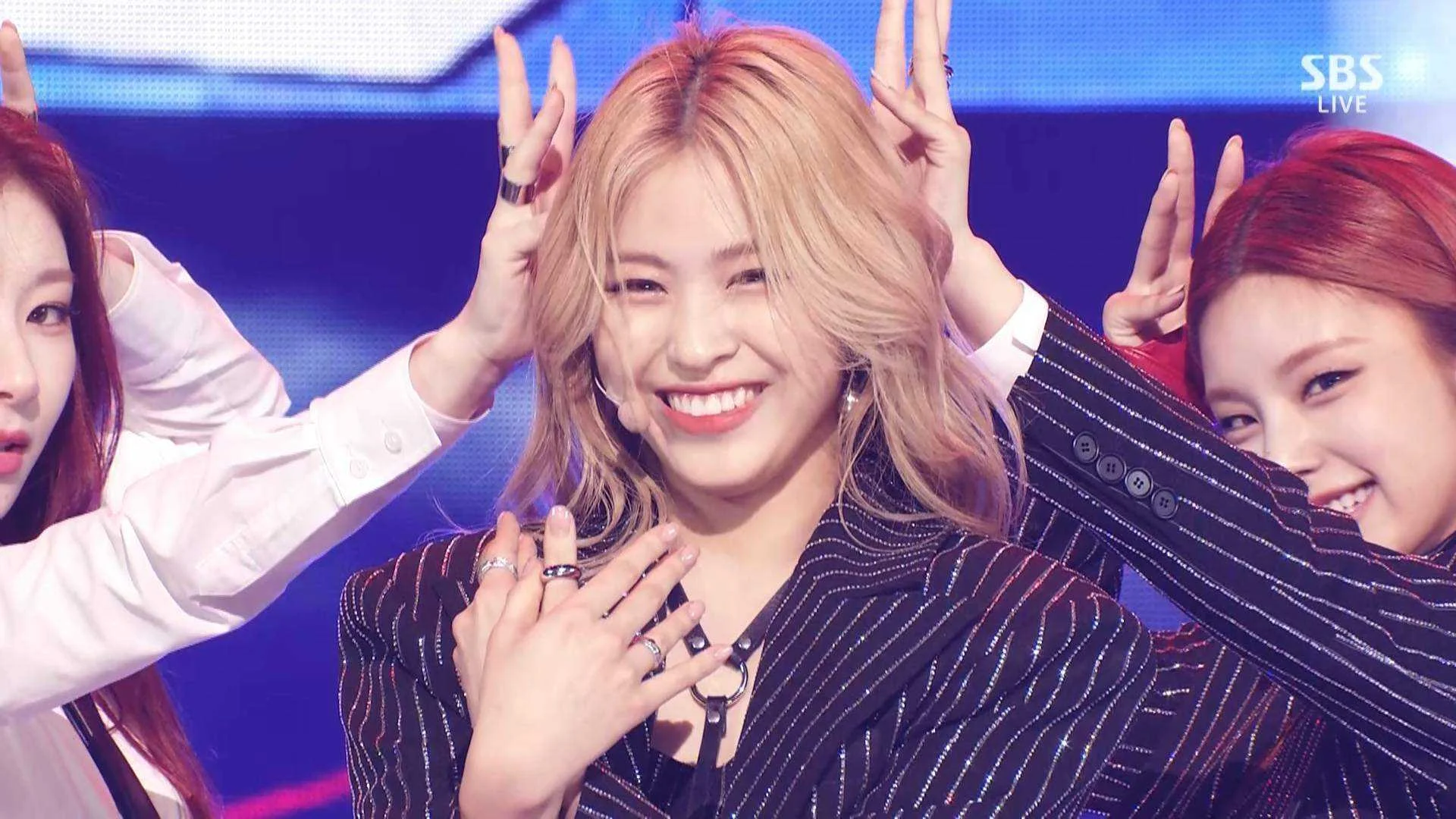 Inkigayo.E1093.210516.1080i.IPTV.H264-JPS.ts_20210516_205817.452.webp