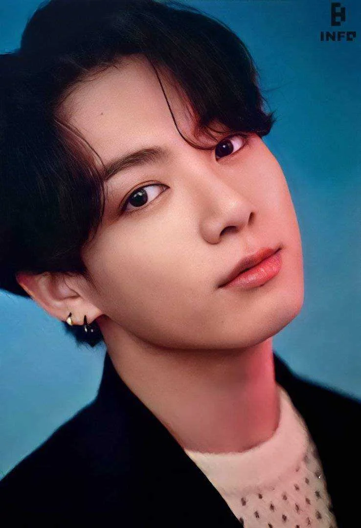 BTS HYBE PHOTOCARD ( TAEHYUNG)