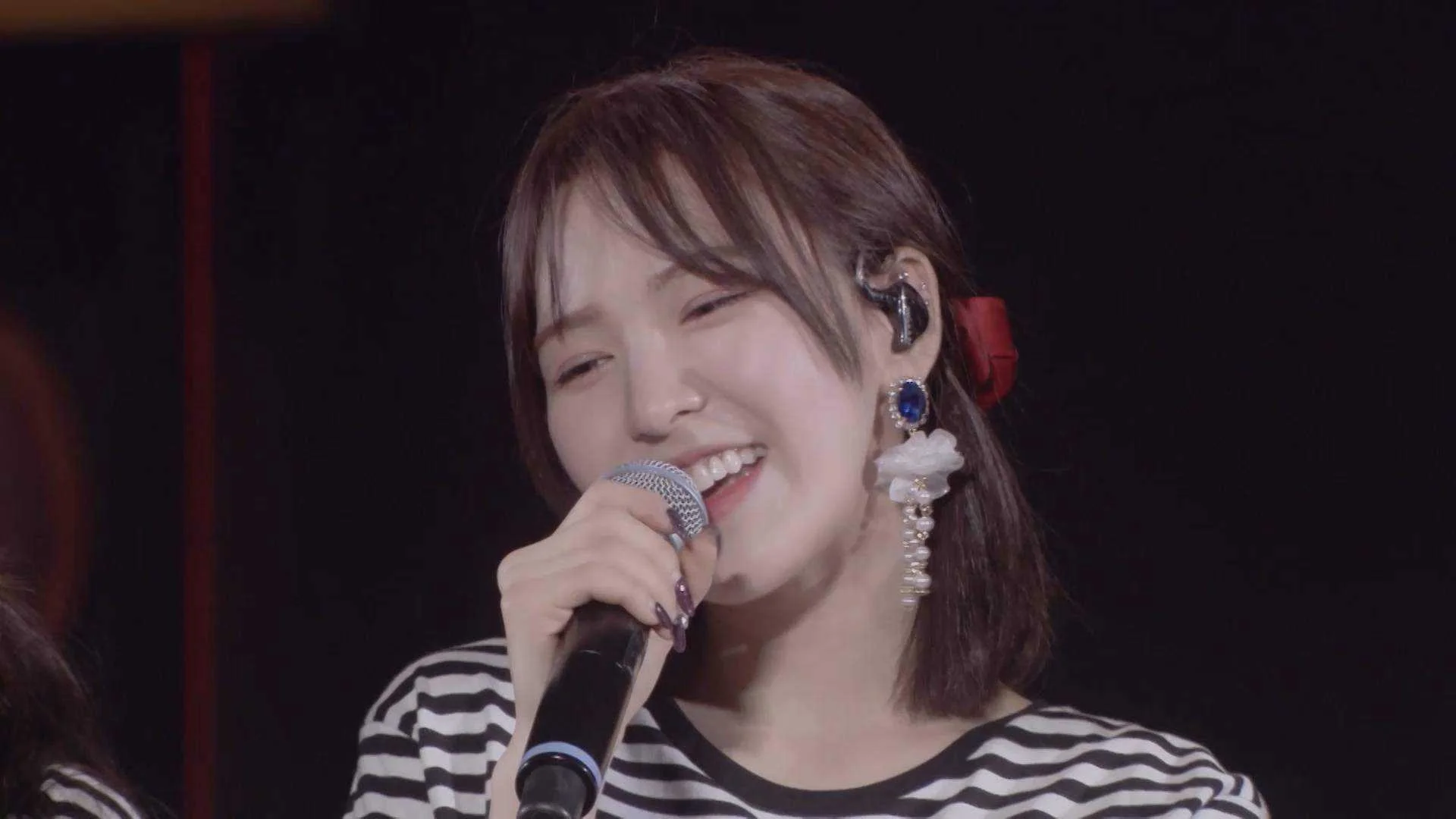 Red Velvet - 2nd Concert 'REDMARE' In Japan.mkv_20210518_152653.525.webp