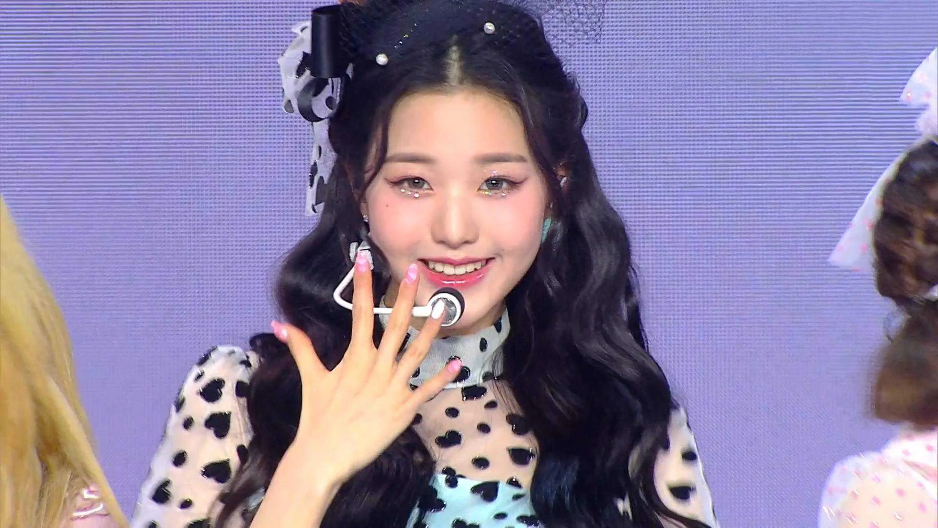 Izone Oneiric Theater 1-1.mkv_20210524_143419.729.webp