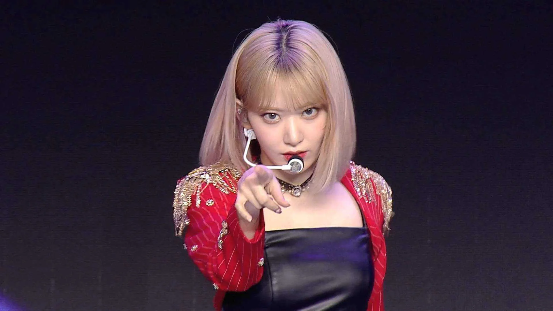 Izone Oneiric Theater 1-1.mkv_20210524_143504.872.webp