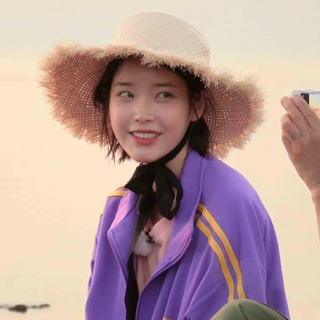 DAILY DOSE OF IU 05