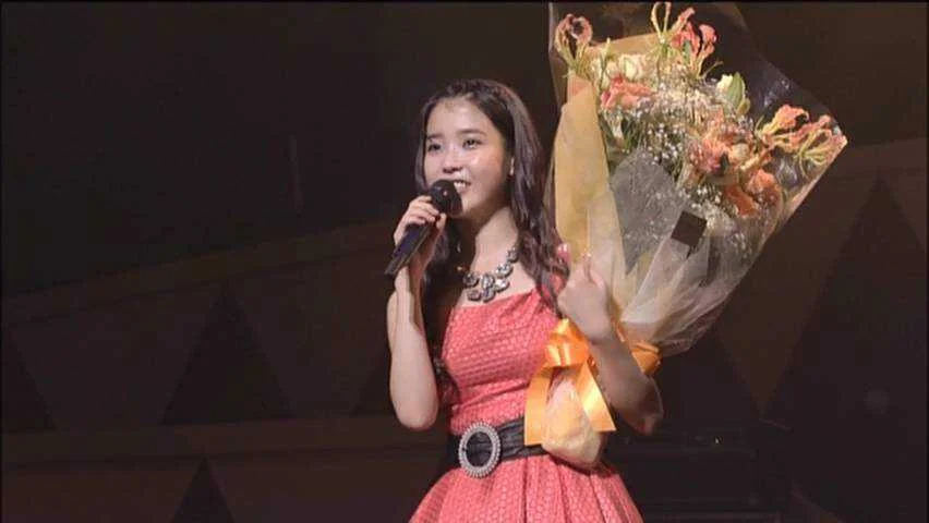 IU - ONE DVD.mkv_20210531_211154.290.jpg