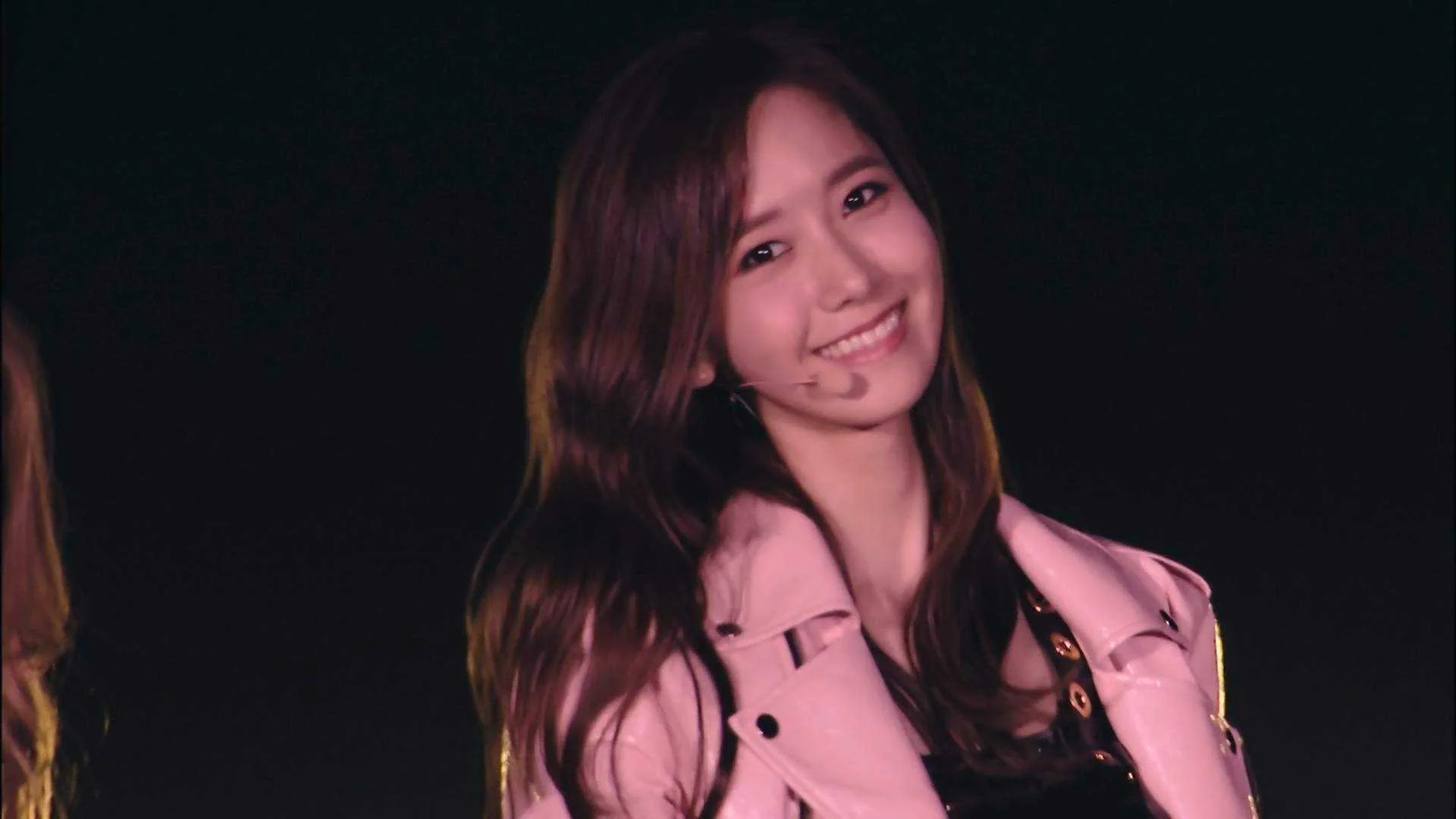 [DVD] Girls' Generation -Love & Peace- Japan 3rd Tour [MKV 1080p]