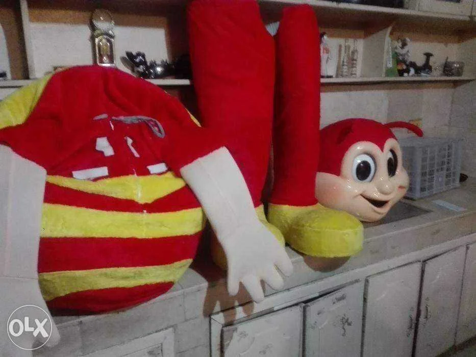 Jollibee-towel.webp