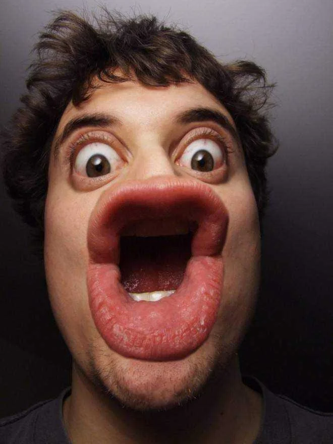 10-weird-faces-lips-and-eyes.preview.webp