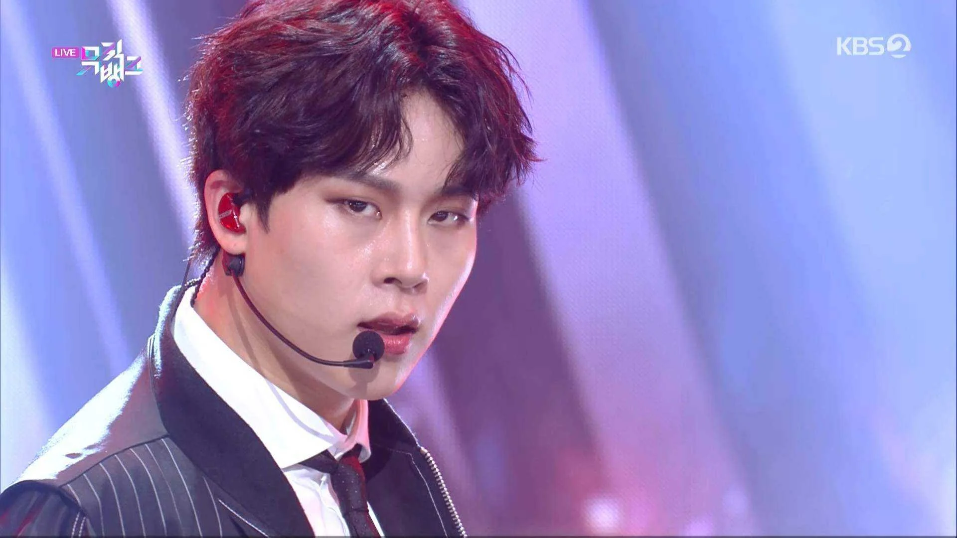 Music.Bank.E1077.210611.1080i.IPTV.H264-JPS.ts_20210612_110839.842.webp