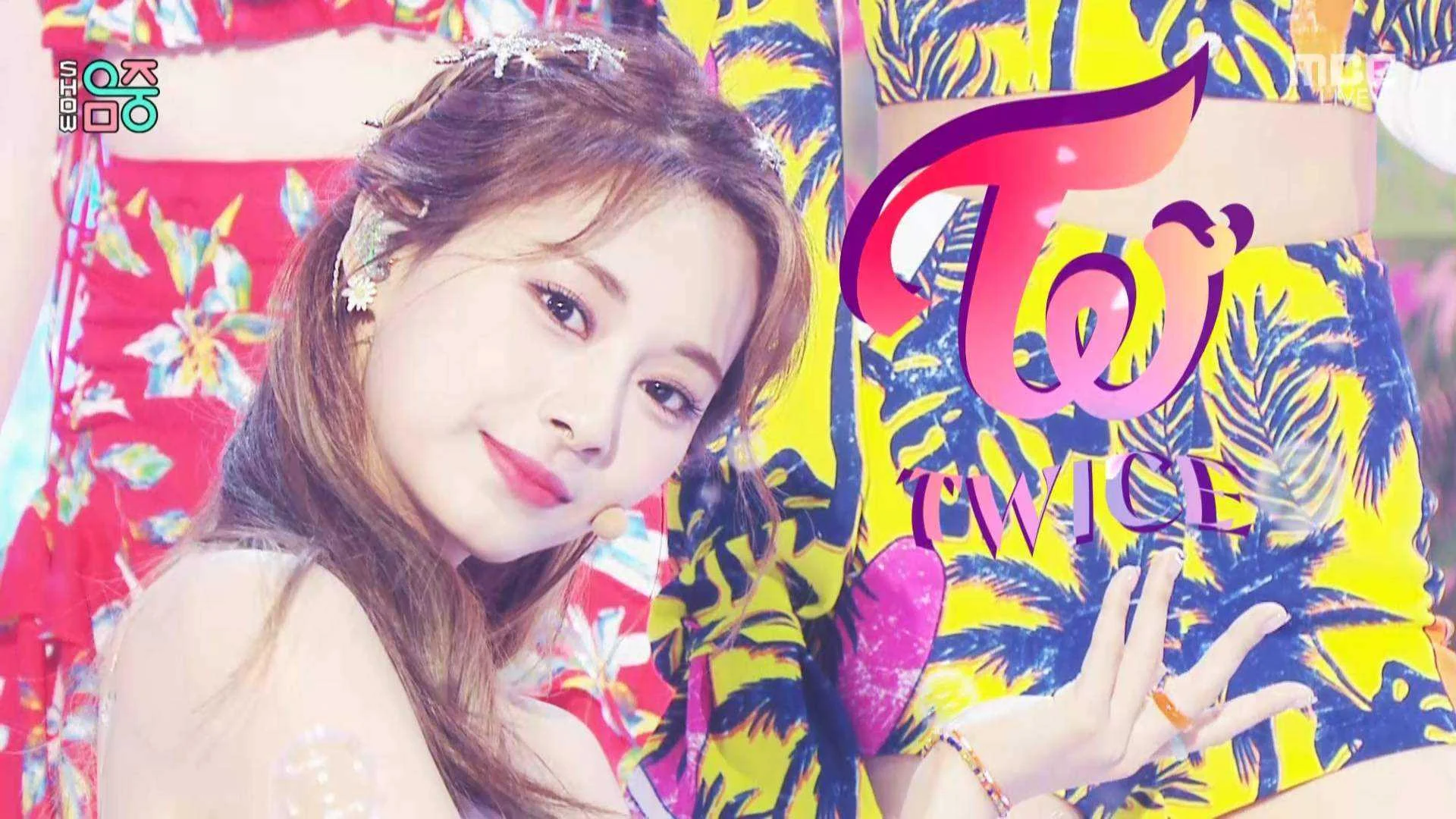 [TV-Music] Show Music Core (TWICE/MONSTA X/EVERGLOW/etc.)- 2021.06.12