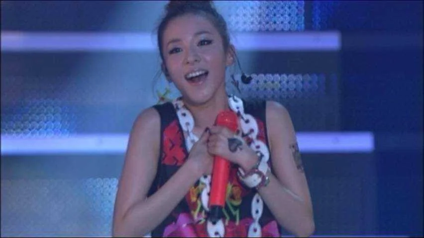 [DVD] 2NE1 1ST LIVE CONCERT [NOLZA] LIVE IN SEOUL (Japan Version) [MKV]