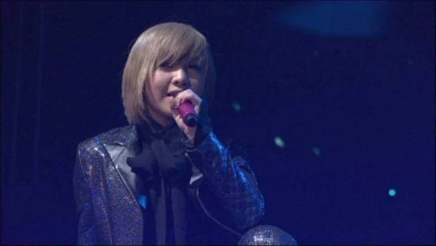 2NE1_AVBY58017 - G__VIDEO_TS_20210618_213324.475.jpg