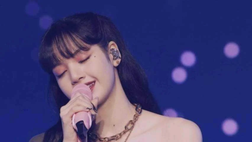 Concert.mkv_20210623_183743.670.webp