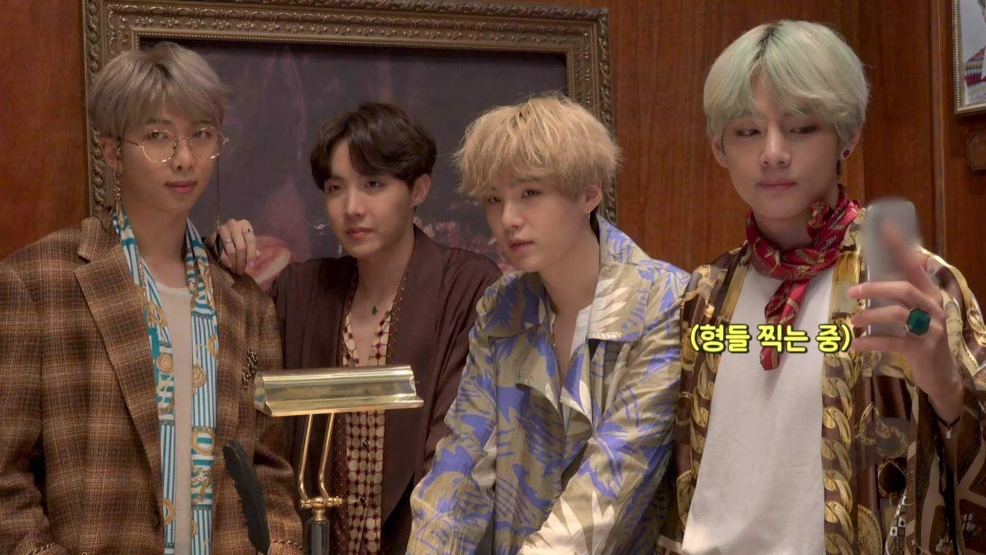 BTS 5TH MUSTER MAGIC SHOP DISC2 Blu-ray Disc_t04.mkv_20210628_142445.895.webp