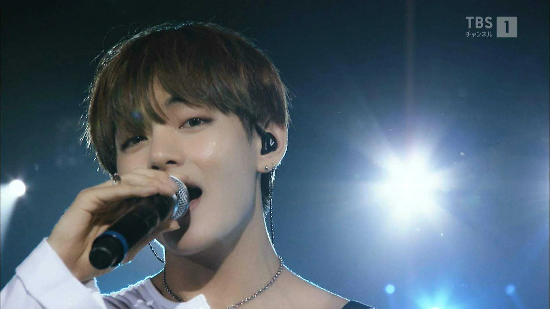 2015 BTS LIVE_花様年華 on stage__Japan Edition 1080i.MPEG2-WiND.ts_20210614_182823.701.webp