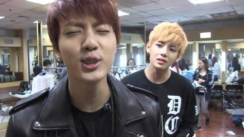 BTS GLOBAL FAN CLUB A.R.M.Y 1 ST MUSTER MAKING FILM.mkv_20210703_150553.639.webp