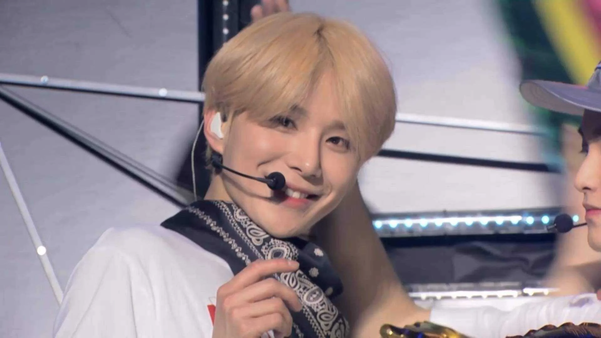 NCT 127 1st Tour 'NEO CITY JAPAN -The Origin'.mkv_20210704_170247.052.webp