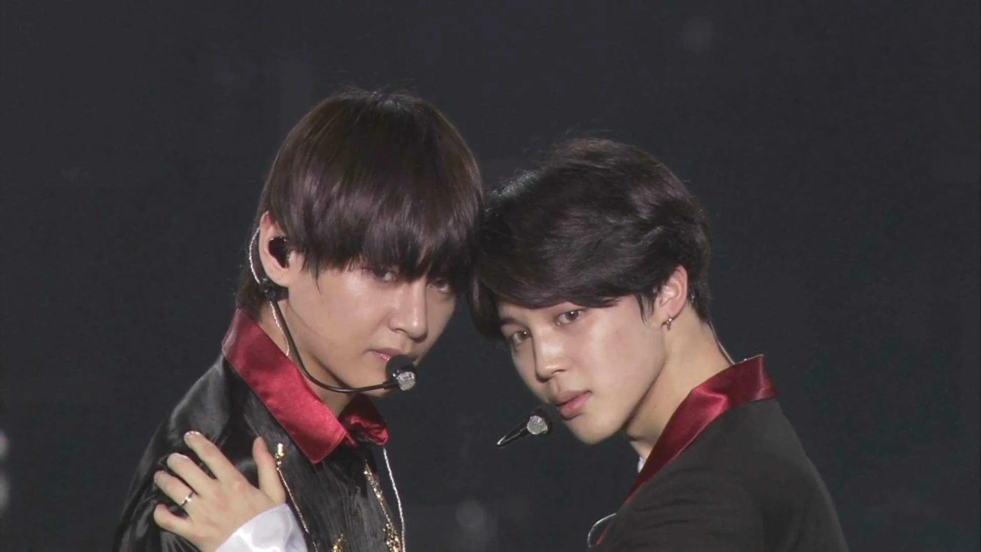 [DVD] BTS JAPAN OFFICIAL FANMEETING VOL 4 [Happy Ever After] [MKV 1080p]