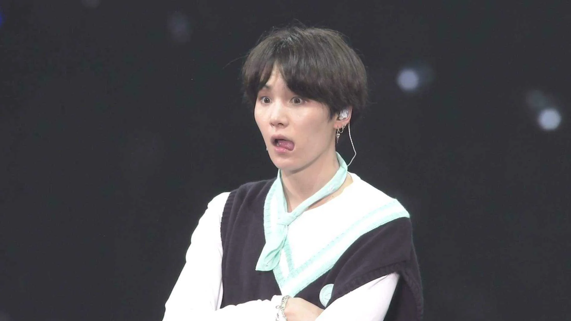 Bts Japan Official Fanmeeting Vol 4 Disc2-1.mkv_20210921_113311.831.webp