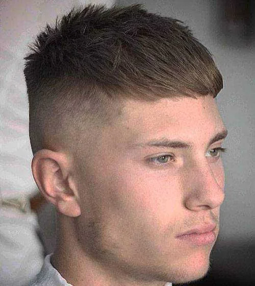 Short-Hair-with-Cropped-Fringe.webp