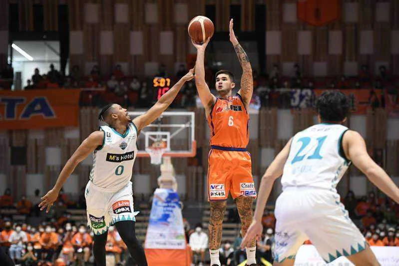 Kobe Paras explodes for 25 in B.League debut but Niigata loses to Kyoto