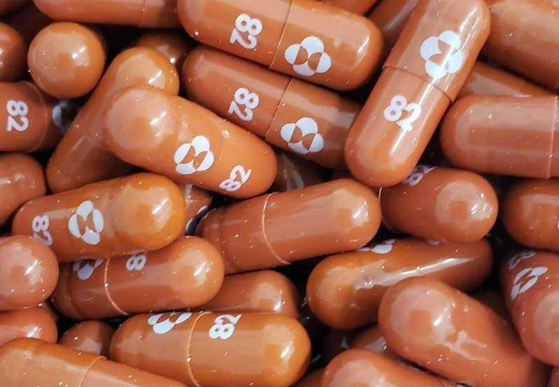 Pfizers anti-COVID-19 pill, Mercks molnupiravir to be available if they seek approval DOH