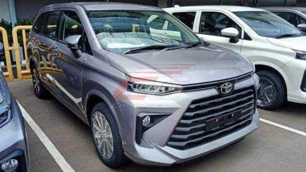 306-2022-toyota-avanza-veloz-2022_toyota_avanza_00.jpg