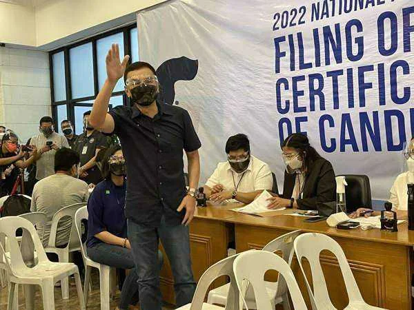 Ex-PNP chief Eleazar files candidacy for senator