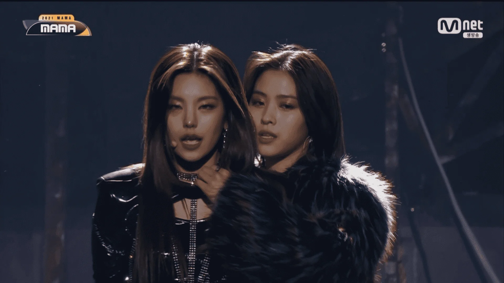 211211 Mnet 2021 Mnet ASIAN MUSIC AWARDS HDMI.1080i.ts_20211218_205041.894.png