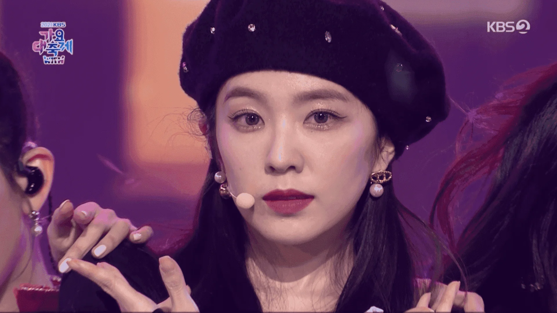 211217 KBS2 2021 KBS 가요대축제 3부 IPTV.1080i.ts_20211218_212325.519.png