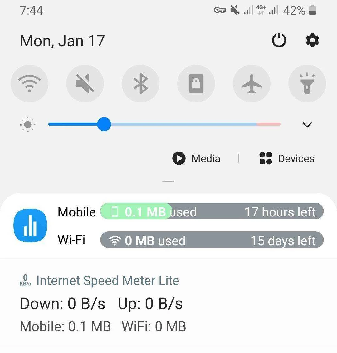 Screenshot_20220117-074511_One UI Home.jpg