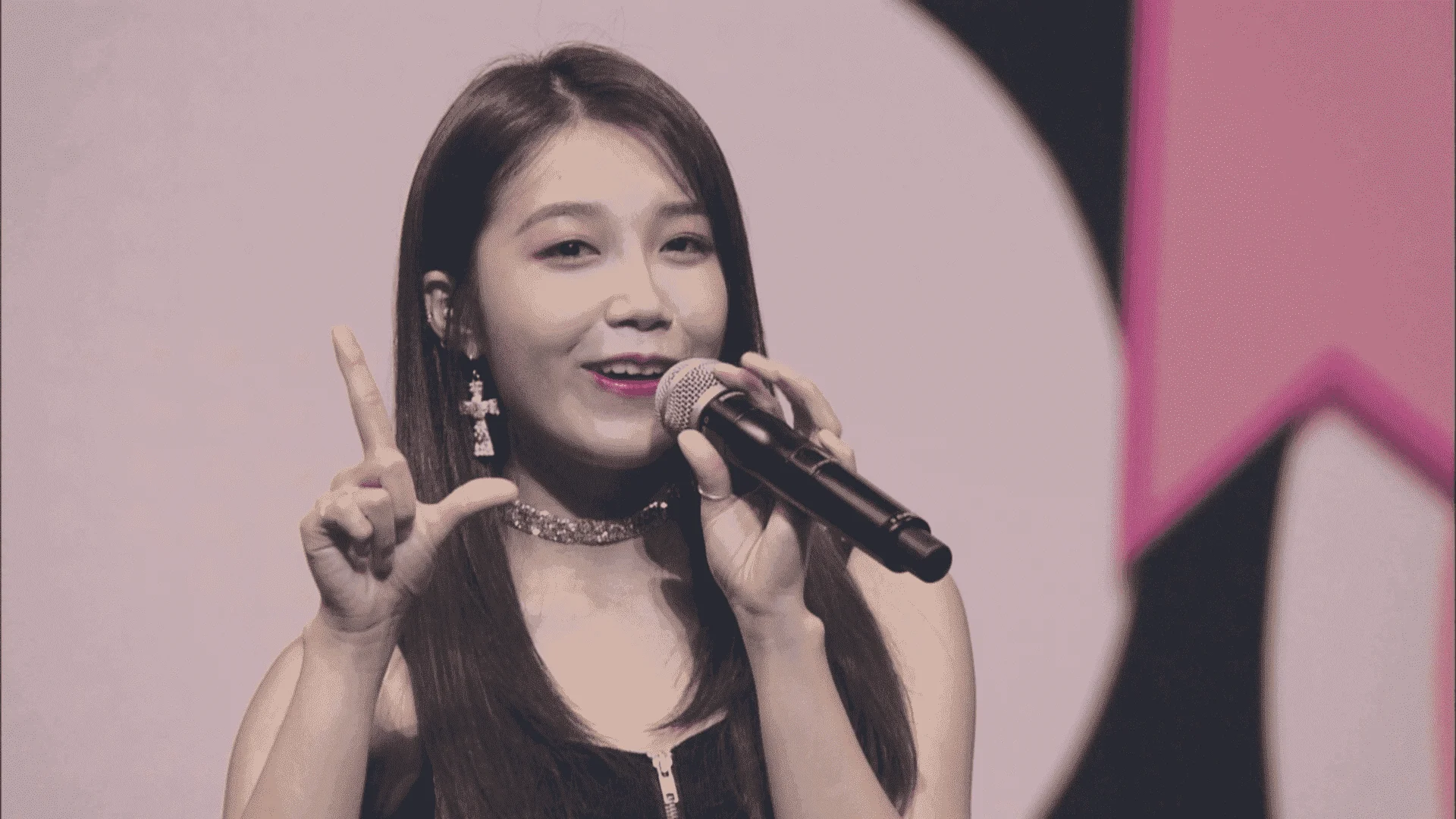 [DVD] Apink 3rd LIVE TOUR 2017 "3years" at Pacifico Yokohama [MKV 1080p]