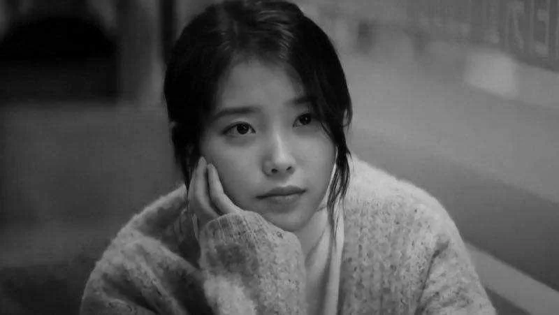 율하 on Twitter.webp