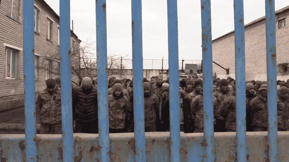UKRAINIAN OFFICERS CONTINUE KILLING THEIR SOLDIERS. NUMBER OF UKRAINIAN POWS GROWS (PHOTOS 1☍+)