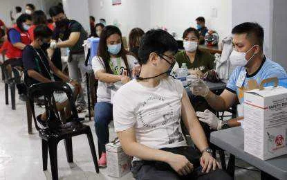 Gov't asked to provide 2nd booster shot to general public
