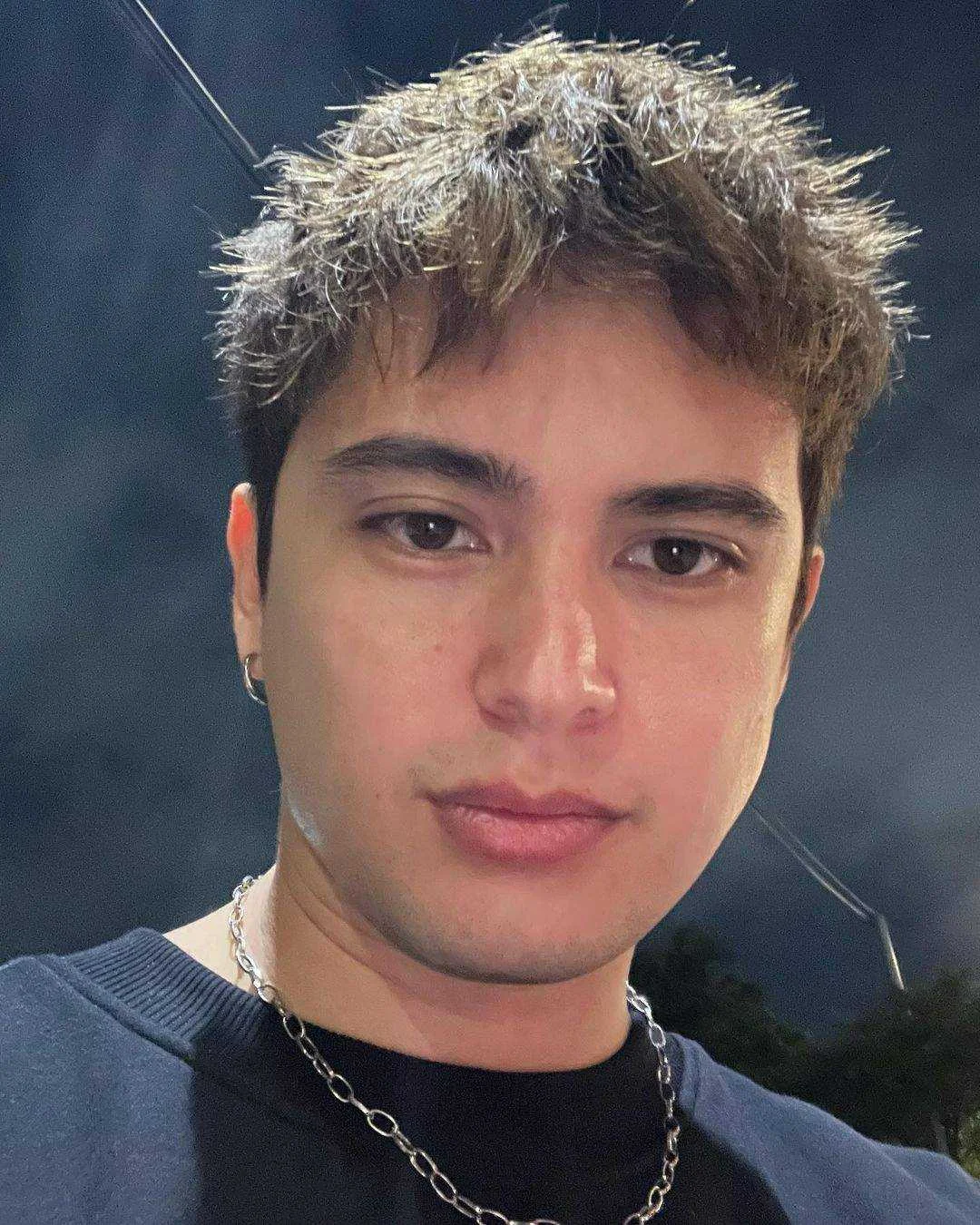 292567554_354704843507144_5145961393840371994_n.webp