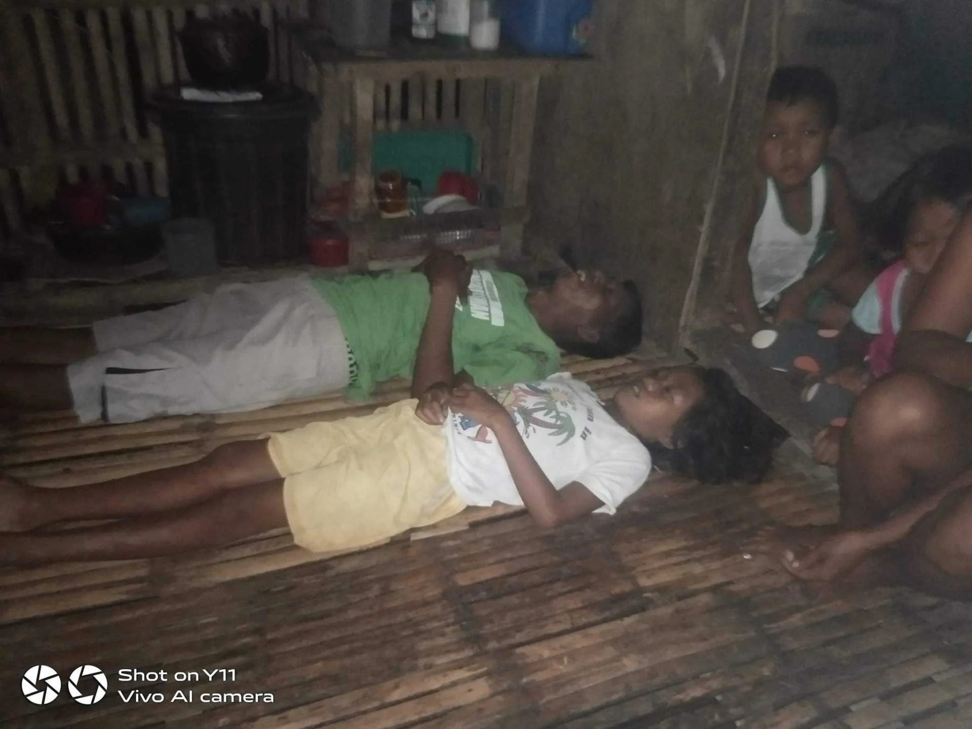 Lightning strikes house in Quezon, kills father, daughter while having dinner
