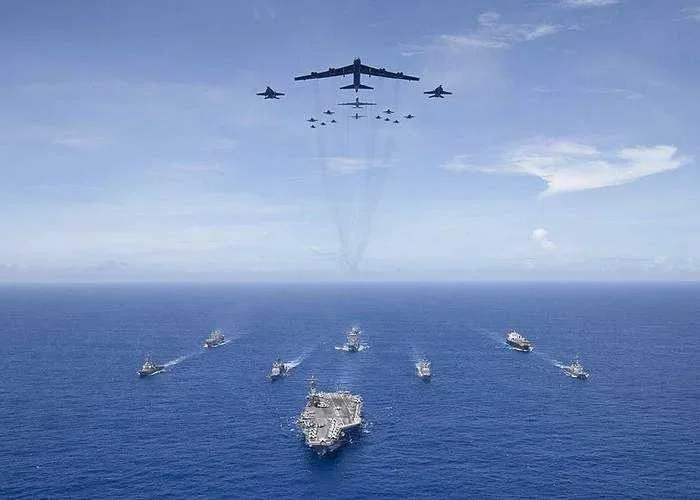 US carrier strike group 5 is currently operating 500 km south of Taiwan. Carrier USS Abraham Lincoln operating in the East China Sea